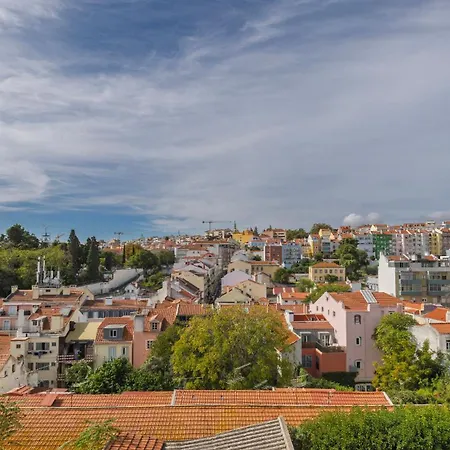 Apartamento Sunny Design In Praça Flores By Lovelystay Lisboa