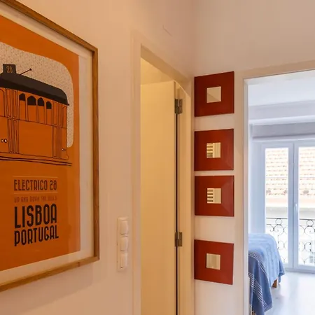 Sunny Design In Praça Flores By Lovelystay * Lisboa