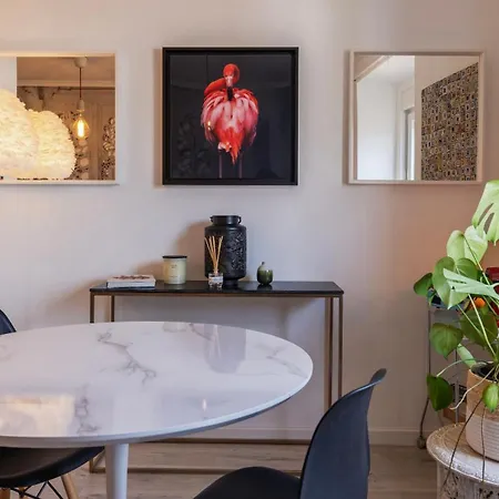 Sunny Design In Praca Flores By Lovelystay Appartement *