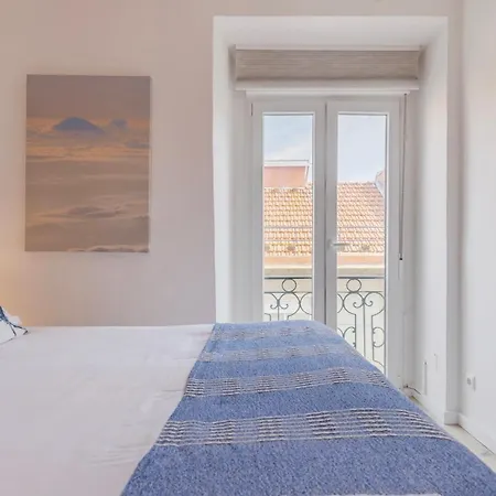 Sunny Design In Praca Flores By Lovelystay Appartement *
