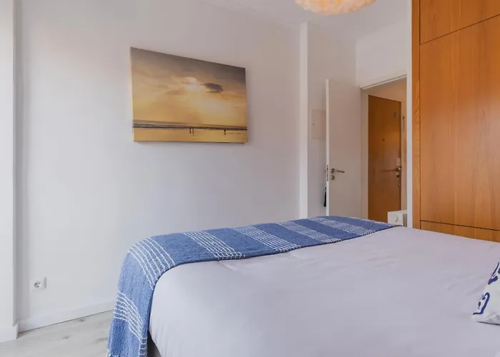 Sunny Design In Praca Flores By Lovelystay Appartement