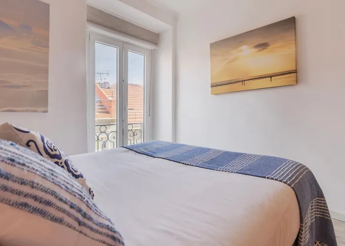 Sunny Design In Praca Flores By Lovelystay Апартаменты Лиссабон